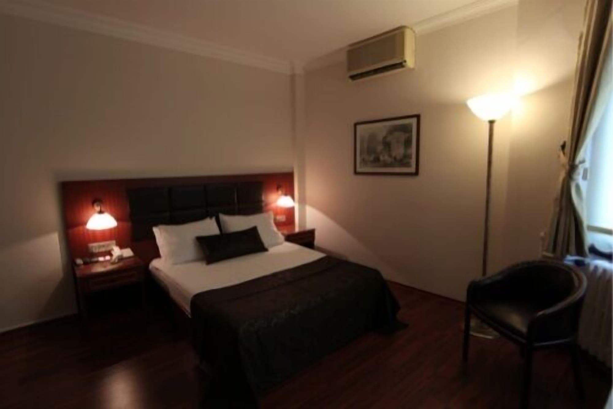 Vardar Palace Hotel - Special Category Istanbul Exterior foto